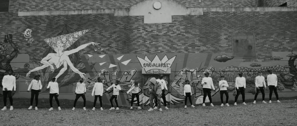 Photo issus du clip La mélodie des quartiers pauvres.
